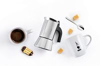 Набор гейзерная кофеварка Bialetti Venus на 4 чаш. + 2 кружки по 330 мл
