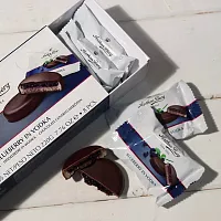 Конфеты ANTHON BERG с марципаном Голубика в водке 220 г